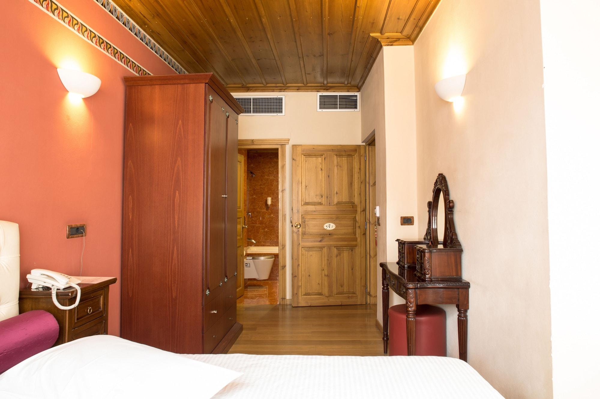 Kyveli Suites Нафплион Екстериор снимка