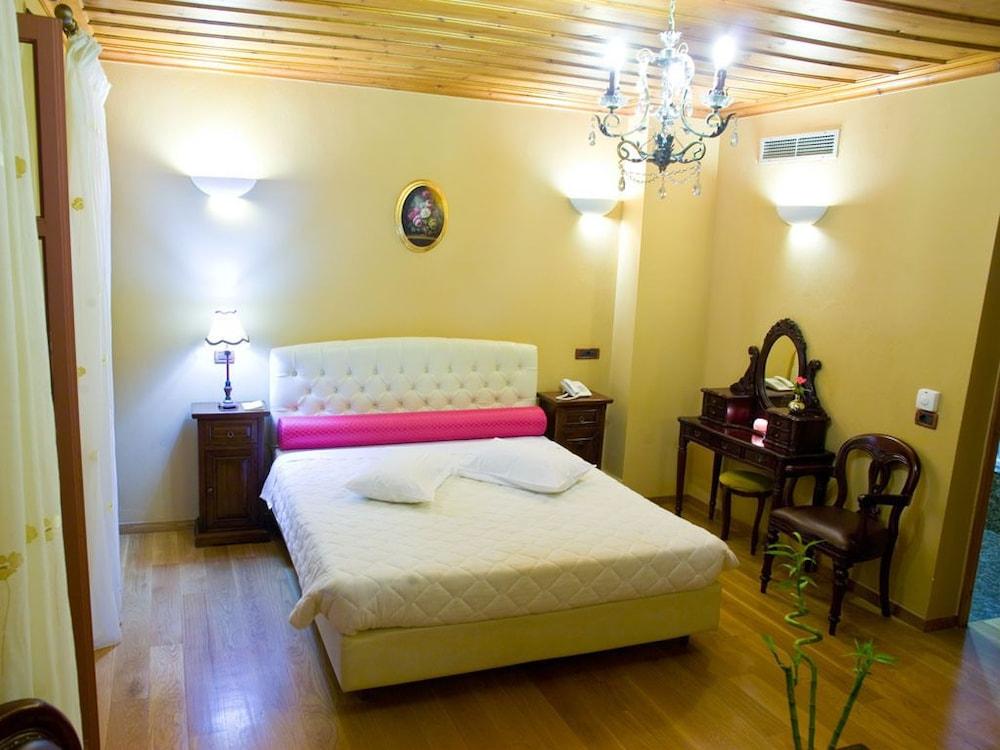 Kyveli Suites Нафплион Екстериор снимка