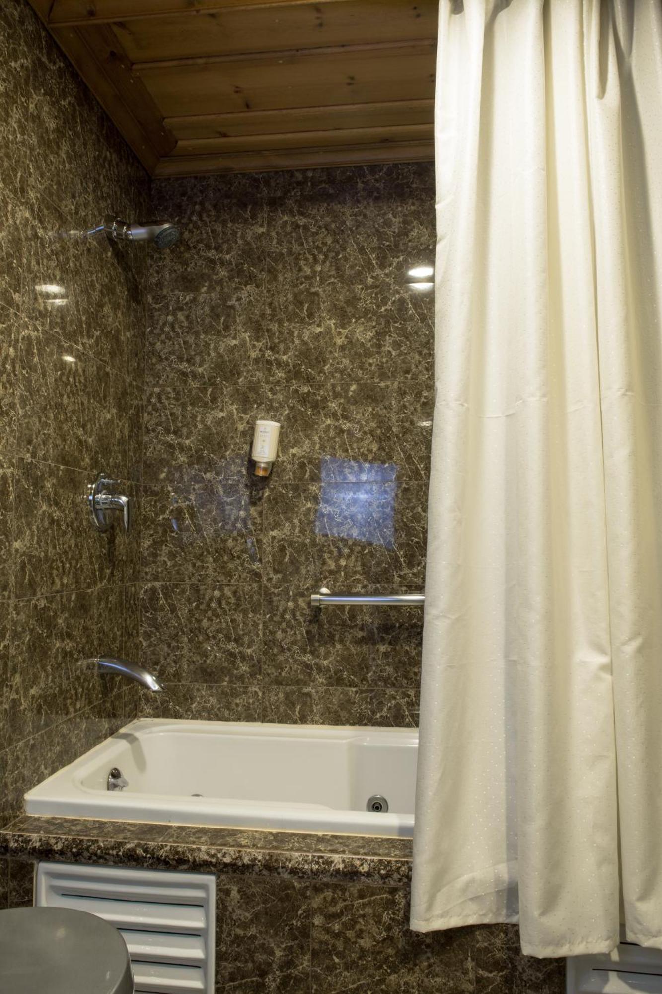Kyveli Suites Нафплион Стая снимка