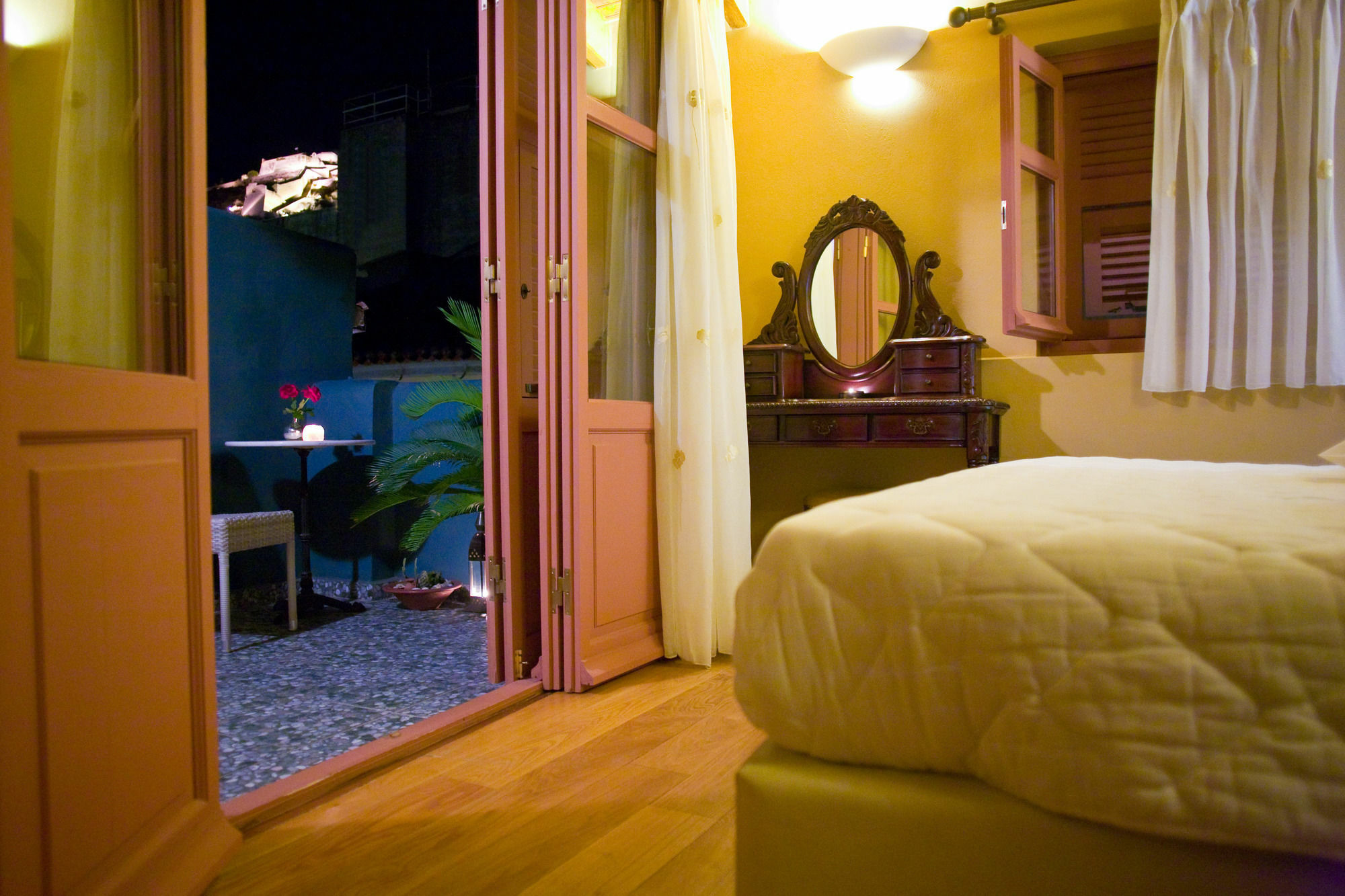 Kyveli Suites Нафплион Екстериор снимка